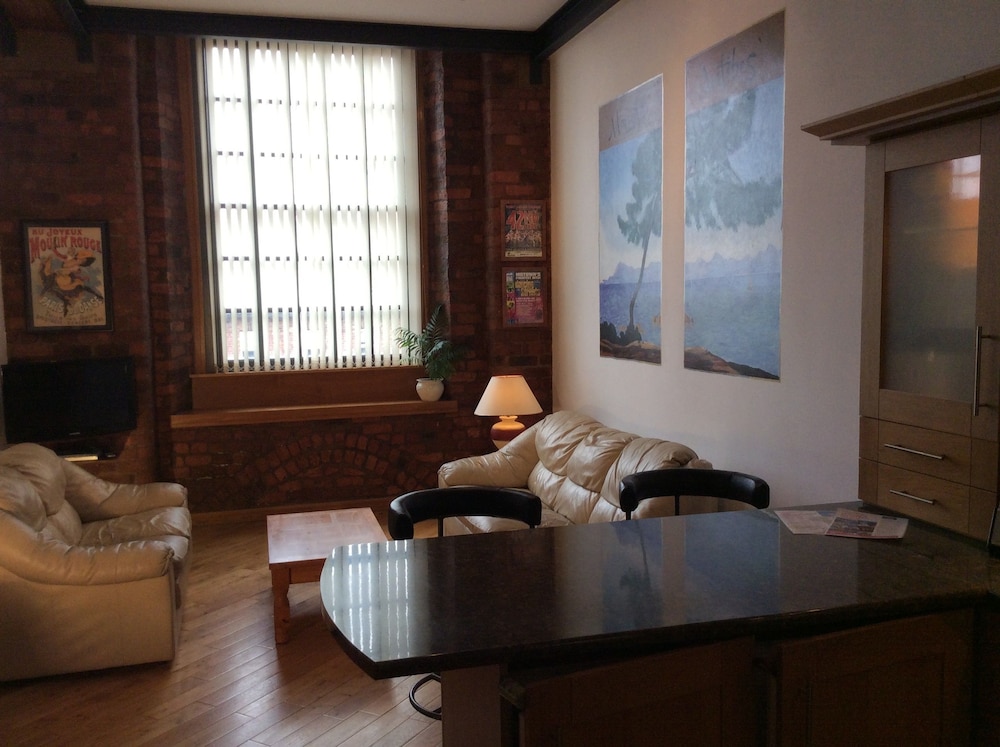 Trafalgar Warehouse Apartments — photo 5